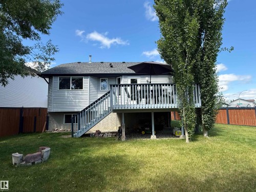 25 Heatherglen Crescent, Spruce Grove, AB 