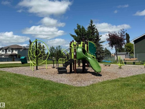 25 Heatherglen Crescent, Spruce Grove, AB 