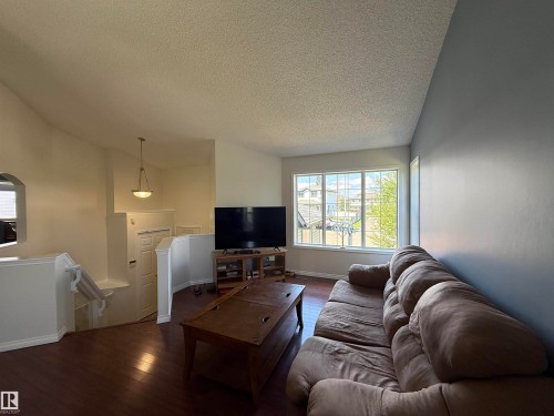 25 Heatherglen Crescent, Spruce Grove, AB 