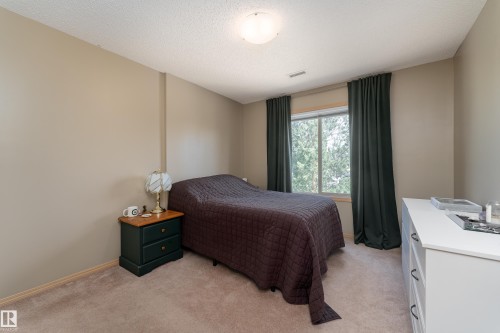2 604 62 Street, Edmonton, AB - Indoor Photo Showing Bedroom