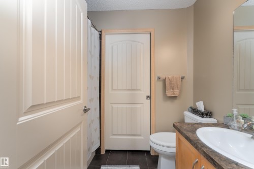 2 604 62 Street, Edmonton, AB - Indoor Photo Showing Bathroom