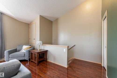 2 604 62 Street, Edmonton, AB - Indoor Photo Showing Other Room