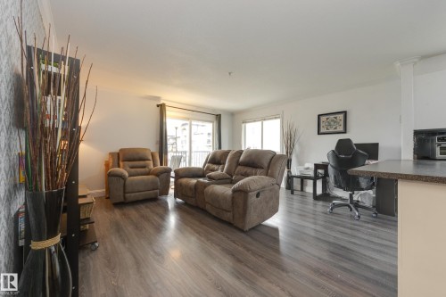 307 13005 140 Avenue, Edmonton, AB 
