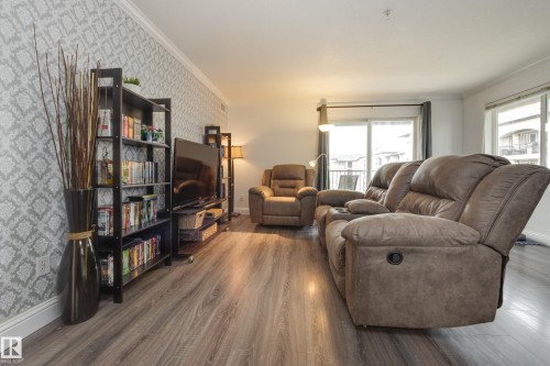 307 13005 140 Avenue, Edmonton, AB 