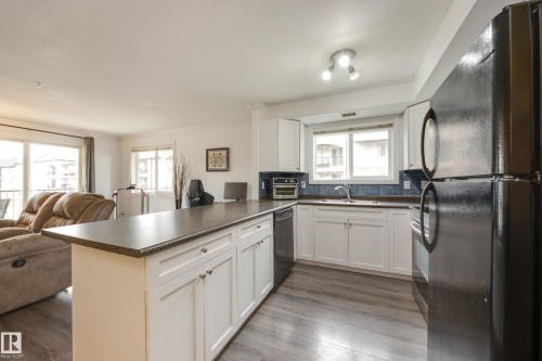 307 13005 140 Avenue, Edmonton, AB 