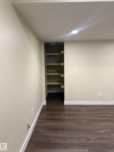 3071 Carpenter Landing Landing Sw, Edmonton, AB - Indoor Photo Showing Other Room