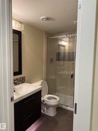3071 Carpenter Landing Landing Sw, Edmonton, AB - Indoor Photo Showing Bathroom