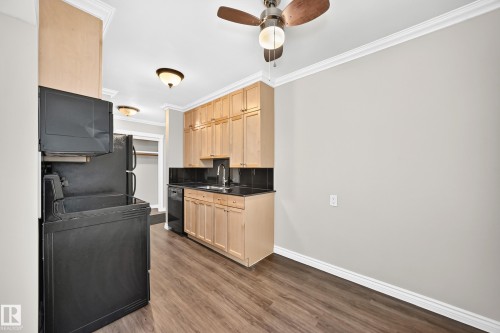 305 10225 117 Street, Edmonton, AB 