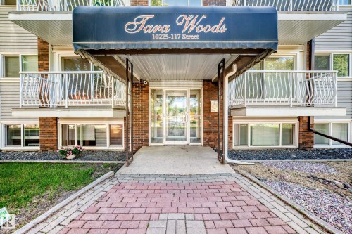 305 10225 117 Street, Edmonton, AB 