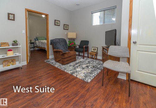 14904 107 Avenue, Edmonton, AB 