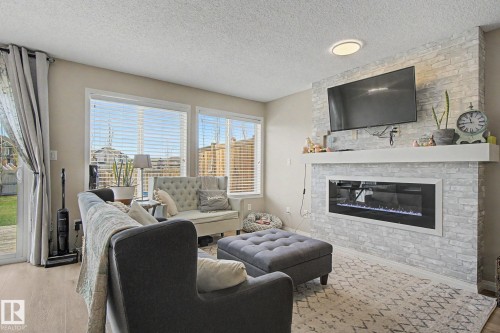 2326 74 Street, Edmonton, AB 