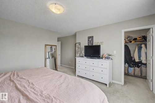 2326 74 Street, Edmonton, AB 