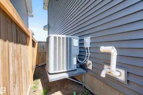 2707 Orchards Road, Edmonton, AB 