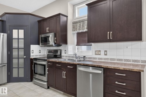 2 Keating Point(E), St. Albert, AB 