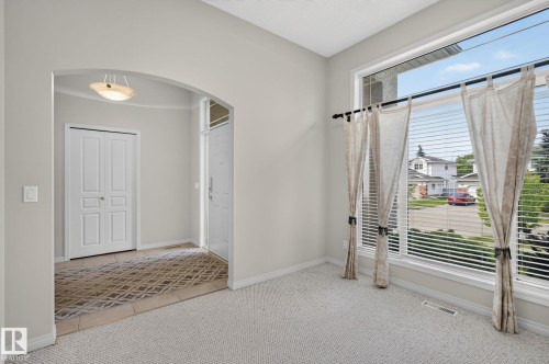 2 Keating Point(E), St. Albert, AB 