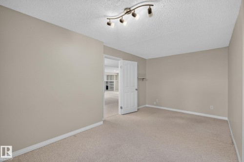 2 Keating Point(E), St. Albert, AB 