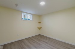 Empty room - 