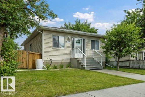 9530 122 Avenue Nw, Edmonton, AB - Outdoor