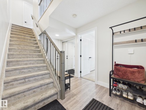 #11 230 Edgemont Rd Nw, Edmonton, AB 