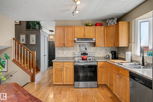 58 Alderwood Boulevard, St. Albert, AB 