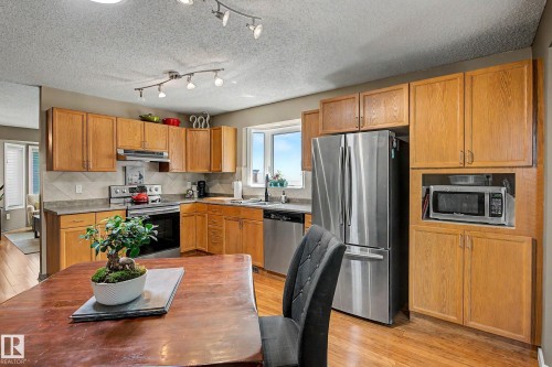 58 Alderwood Boulevard, St. Albert, AB 