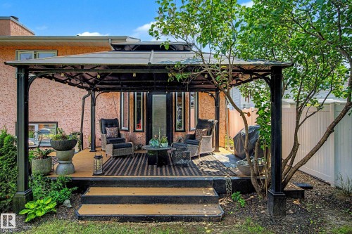 58 Alderwood Boulevard, St. Albert, AB 