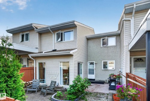 6712 36A Avenue, Edmonton, AB 