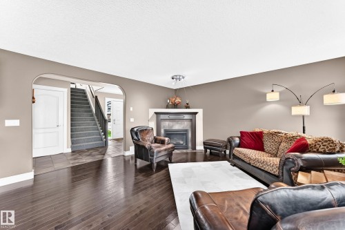 1212 Westerra Crescent, Stony Plain, AB - Indoor Photo Showing Living Room With Fireplace