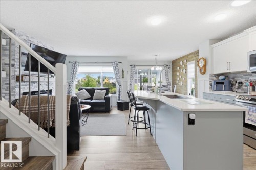 34 Rolston Close, Leduc, AB 