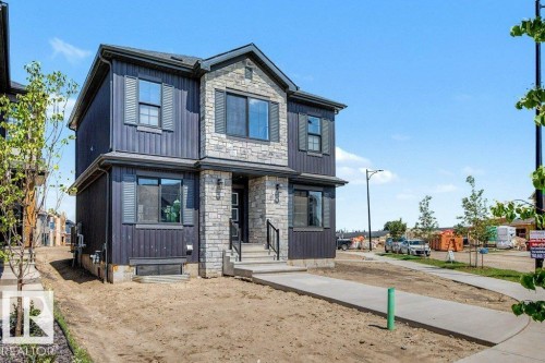 30 Chartres Close, St. Albert, AB - Outdoor