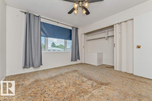9416 68A Street, Edmonton, AB 