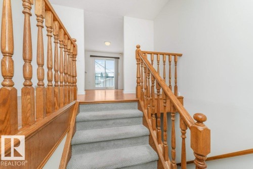 9416 68A Street, Edmonton, AB 