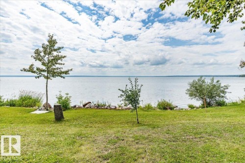 59 Beach Ave, Rural Leduc County, AB 