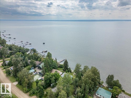 59 Beach Ave, Rural Leduc County, AB 