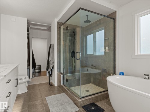 3648 6 Street Nw, Edmonton, AB - Indoor Photo Showing Bathroom
