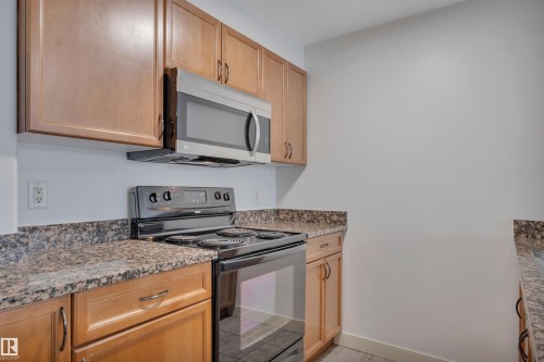 1103 9939 109 Street, Edmonton, AB - Indoor Photo Showing Kitchen