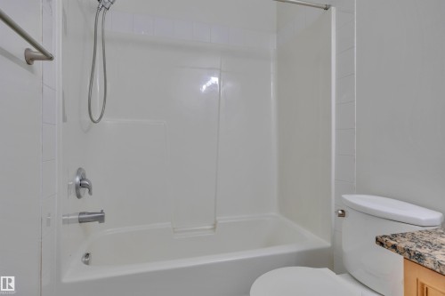 1103 9939 109 Street, Edmonton, AB - Indoor Photo Showing Bathroom