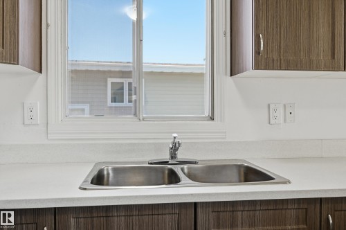 3413 135 Avenue Nw, Edmonton, AB 
