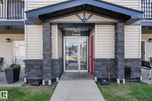 #6E 11608 28 AV NW NW  Edmonton, AB T6J 4E3
