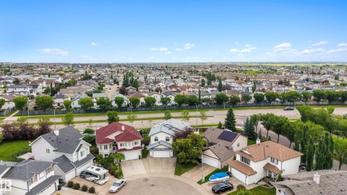 Image quality insufficient for description - 15227 47 Street, Edmonton, AB 