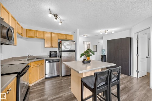 2420 320 Clareview Station Drive, Edmonton, AB 
