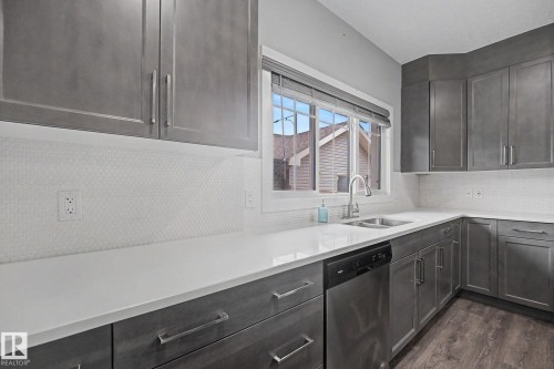 1825 25A Street, Edmonton, AB 
