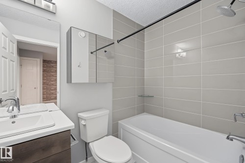 1825 25A Street, Edmonton, AB 
