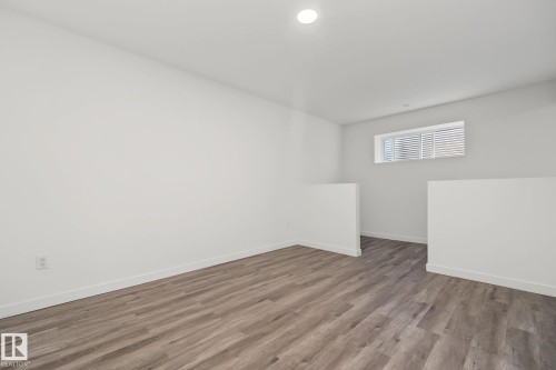 1825 25A Street, Edmonton, AB 