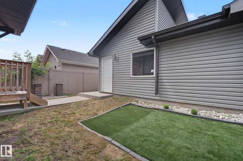 1825 25A Street, Edmonton, AB 