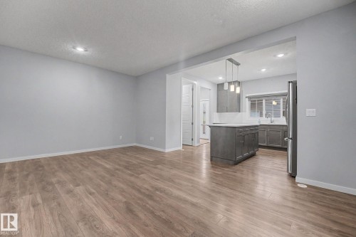 1825 25A Street, Edmonton, AB 