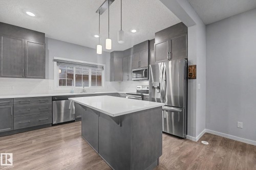 1825 25A Street, Edmonton, AB 