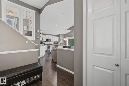 1816 Tufford Way, Edmonton, AB 