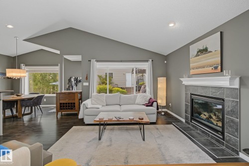 1816 Tufford Way, Edmonton, AB 