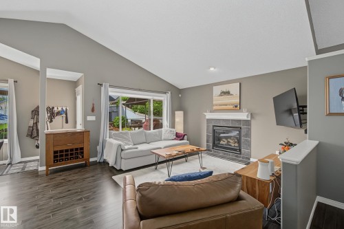 1816 Tufford Way, Edmonton, AB 
